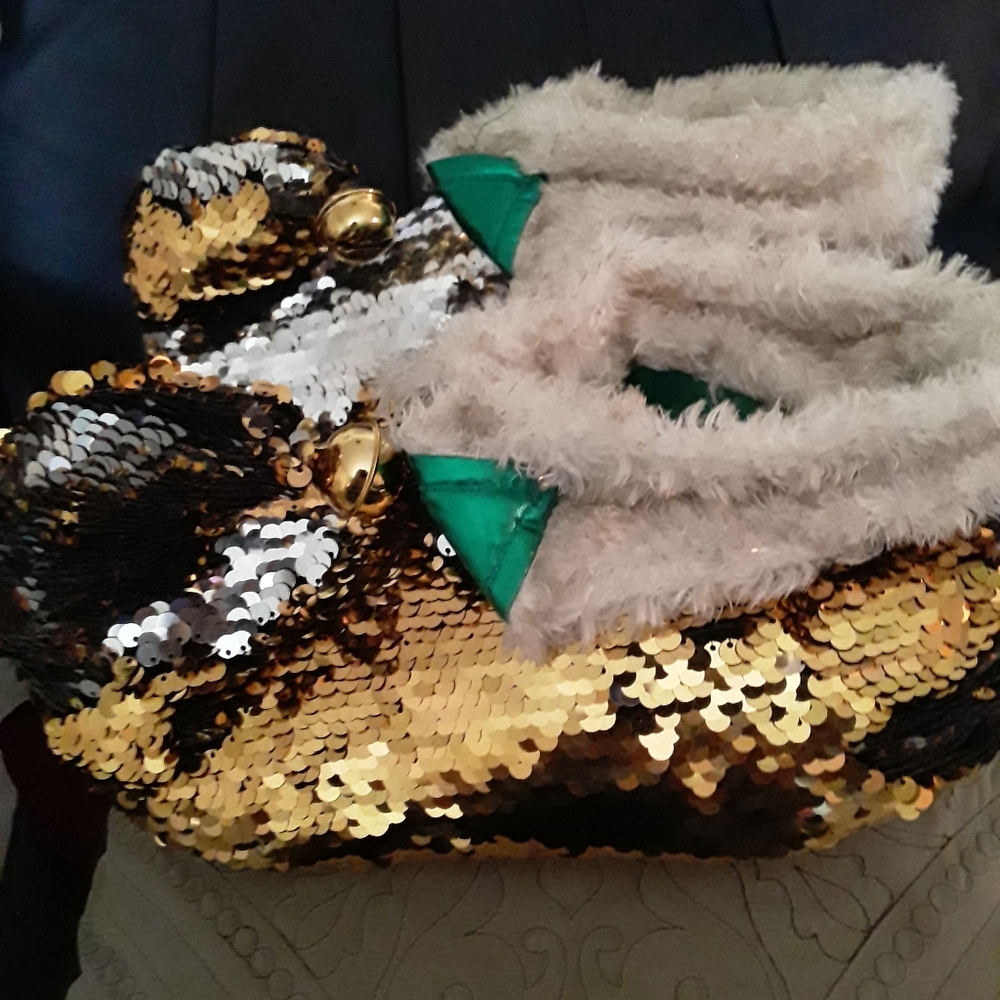 Shoes - Picture 2 of 2